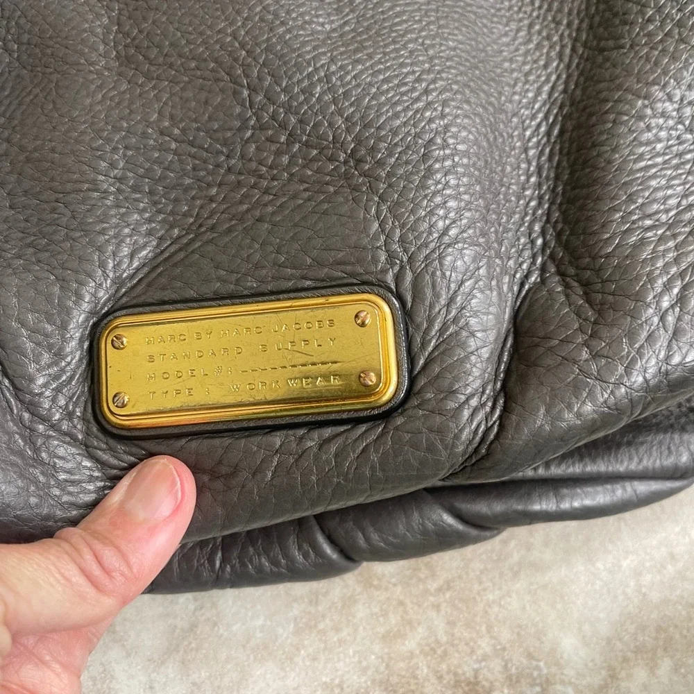 Marc by Marc Jacobs Classic Q hillier cowhide pebbled Leather Crossbody Hobo